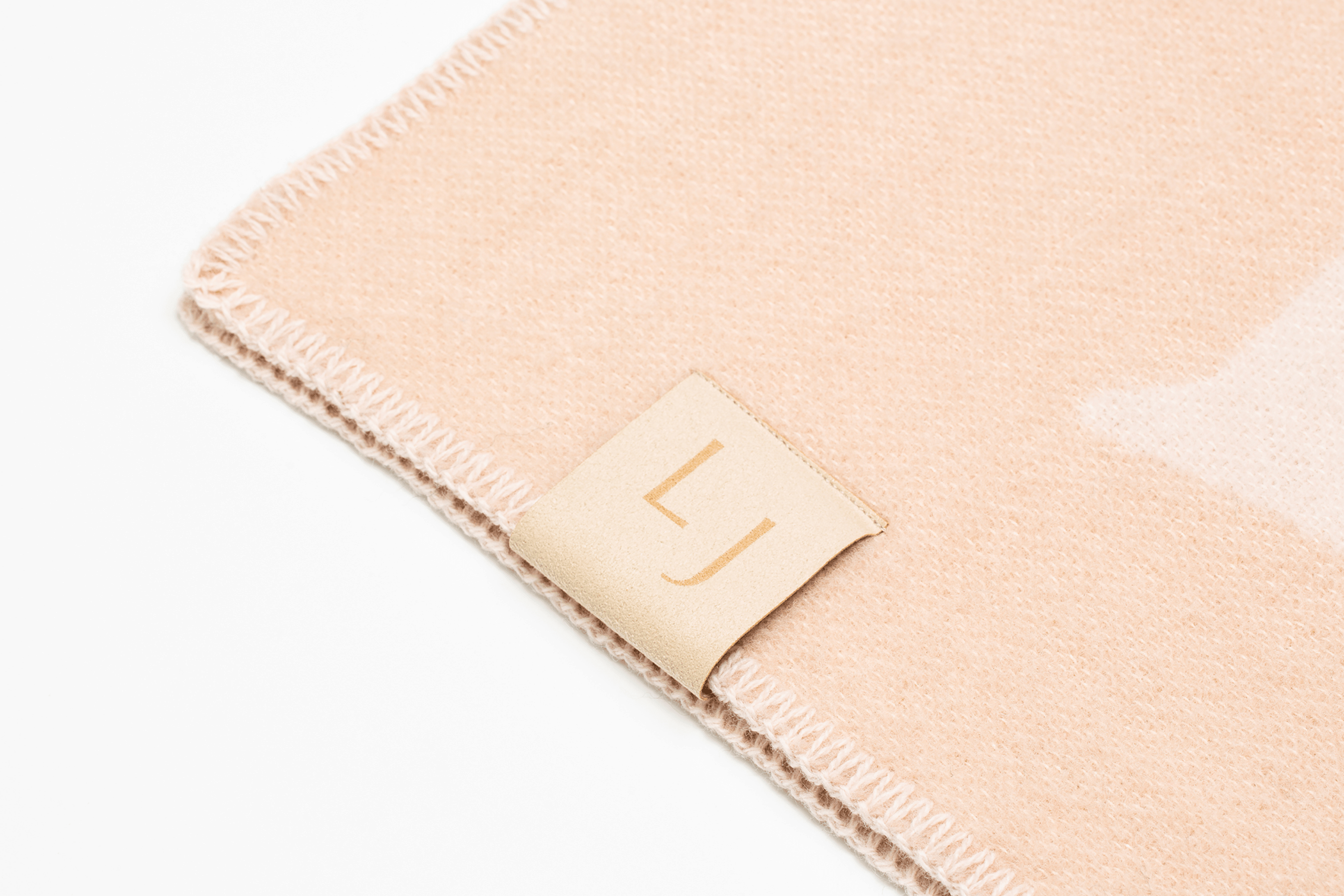 Pled Bold Overlock